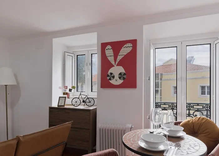 Bmyguest - Alfama River