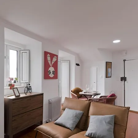 Bmyguest - Alfama River *